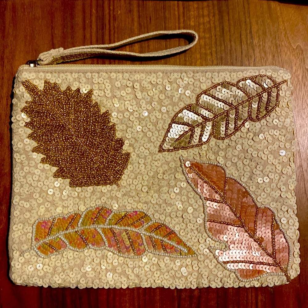 America & Beyond Embellished Clutch Rose Gold Garden.